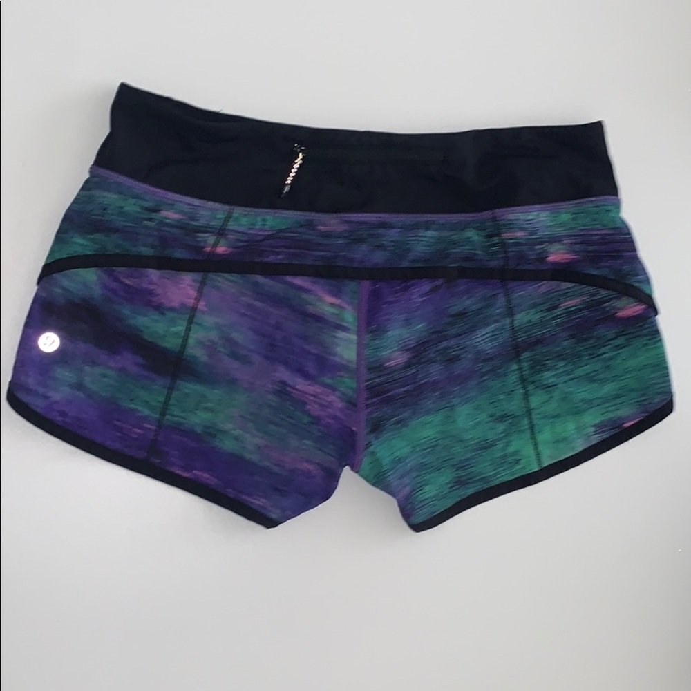 “Rare”Lululemon Speed Shorts Rare 6